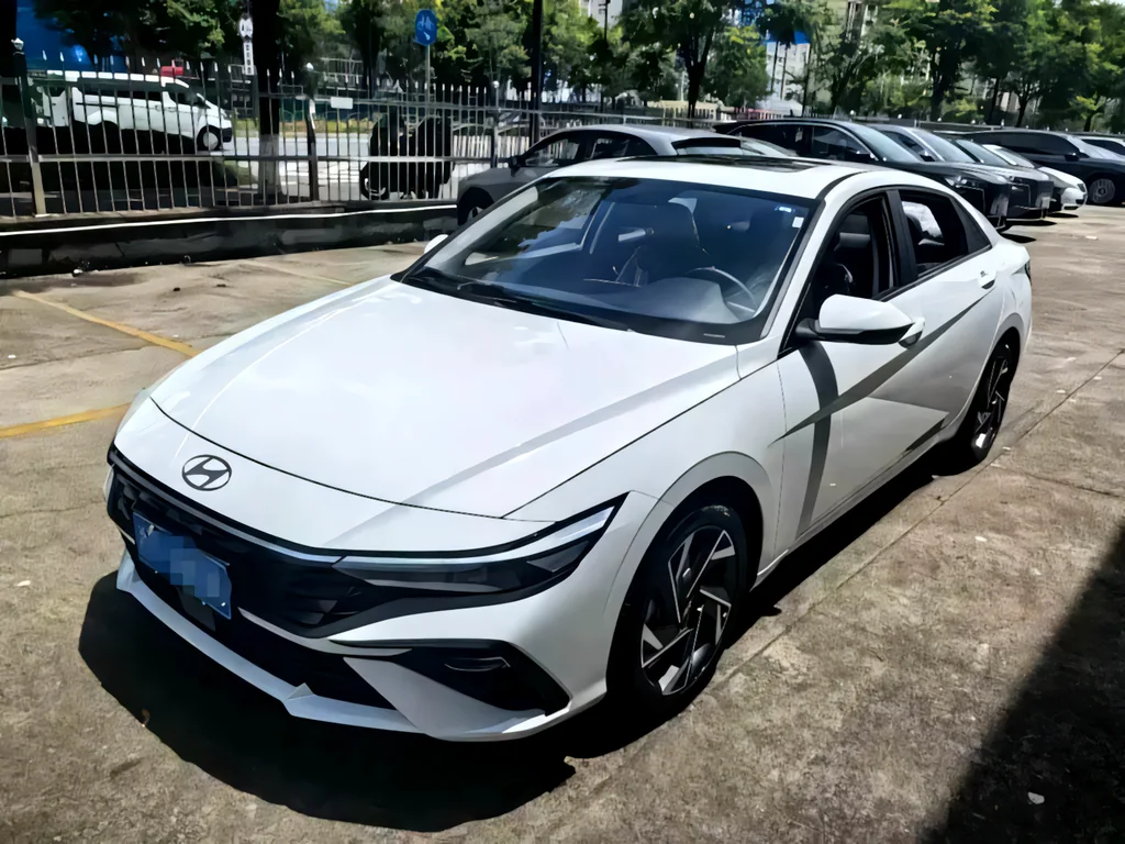 Пригон кроссовера Hyundai Elantra под ключ из-за границы в Ставрополь