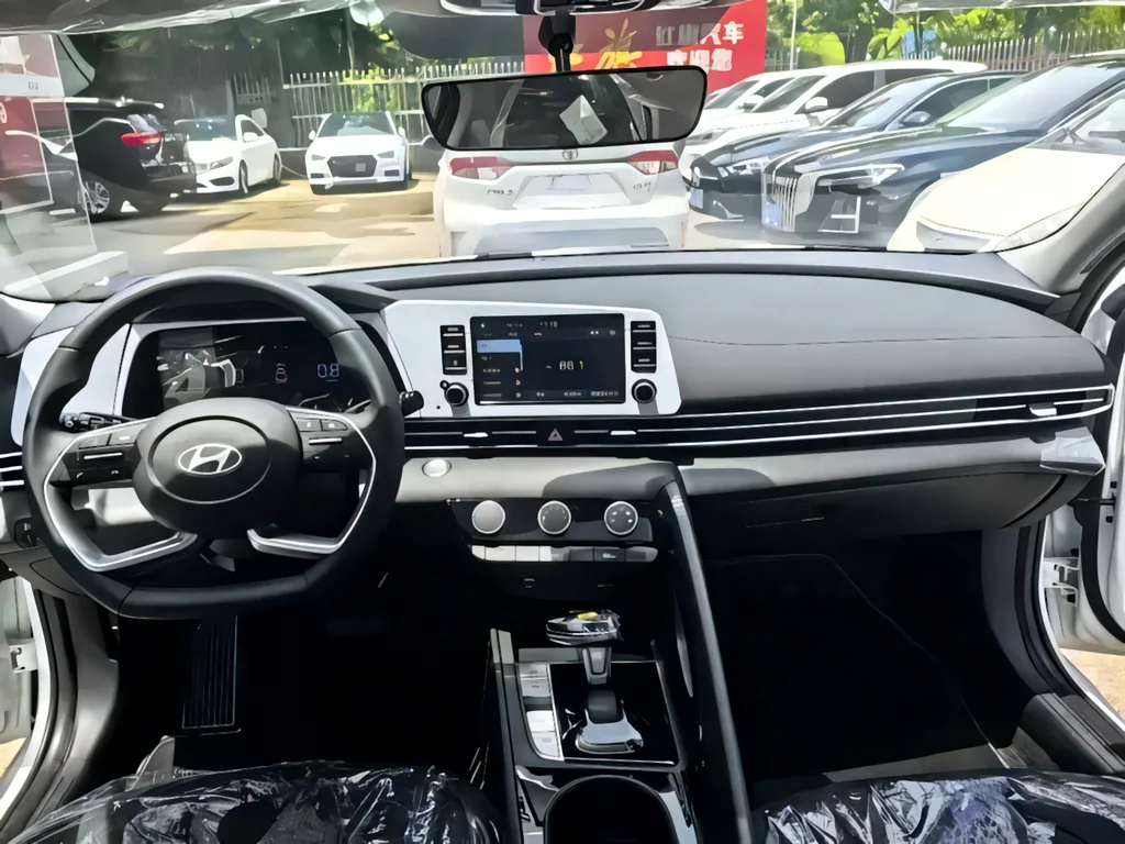 Пригон кроссовера Hyundai Elantra под ключ из-за границы в Ставрополь