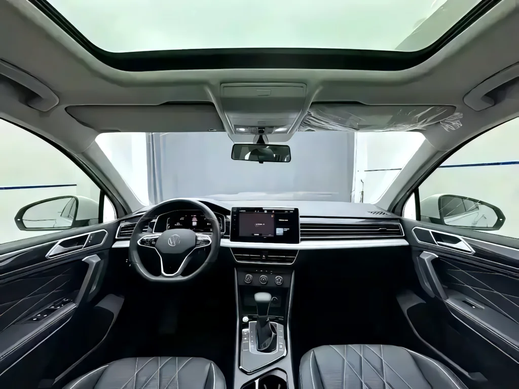 Доставка автомобиля Tiguan под ключ — компания InCars Ставрополь