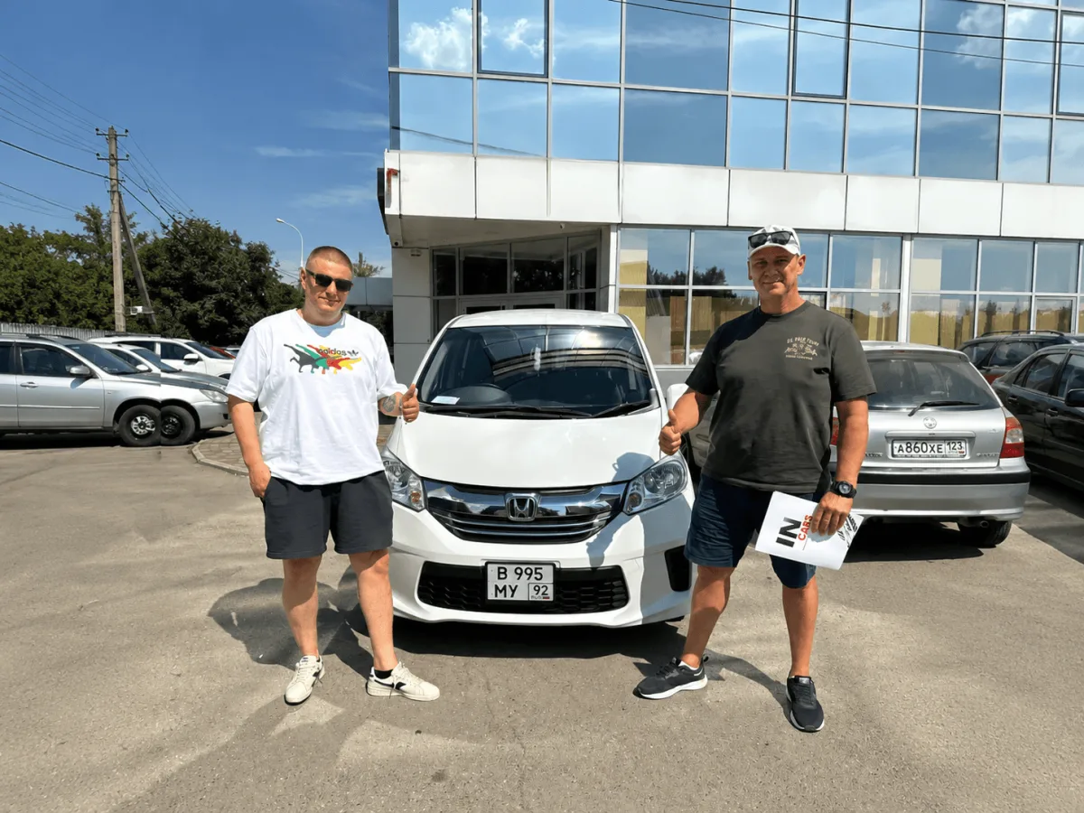 Пример автомобиля, доступного для привоза через InCars